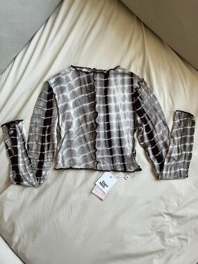 NWT Tiger Mist Silvie Sheer Mesh Long Sleeve Top M